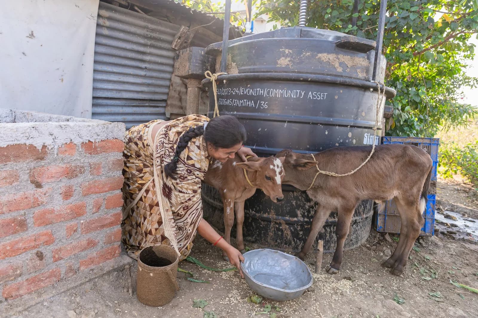 EcoNomad Solutions raises £400k for farm waste-to-energy tech