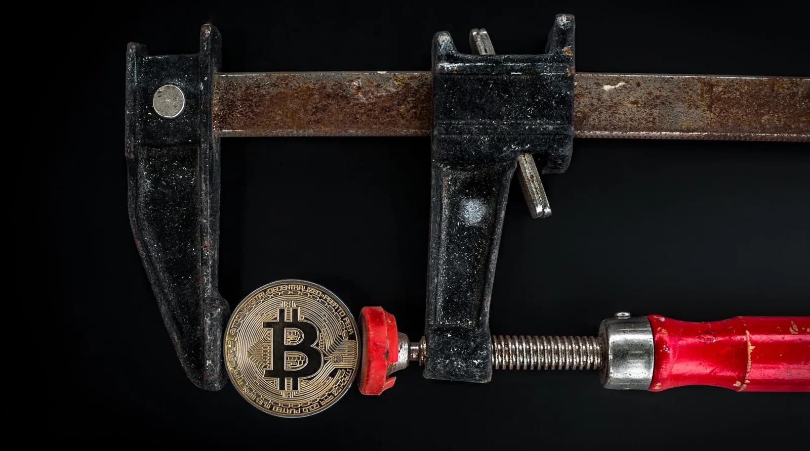 Binance Hackers Used Aave to Shift Stolen Funds Beyond Issuer Freezes