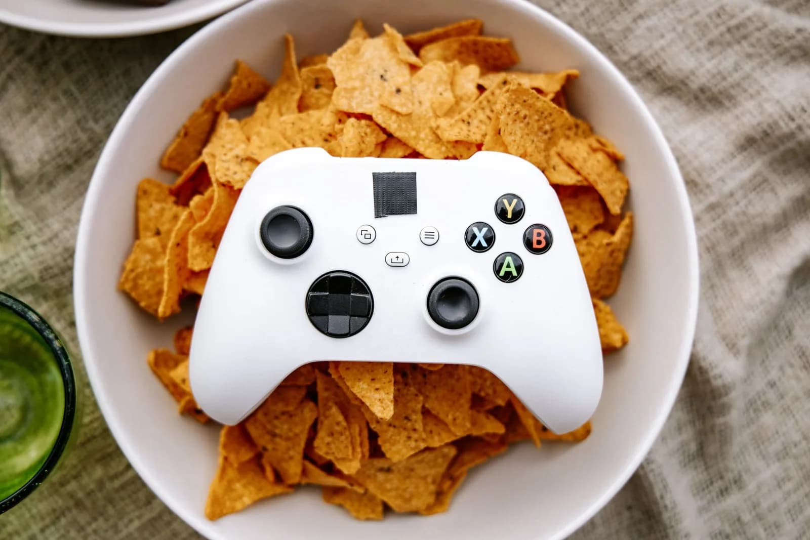 Microsoft Emails Inactive Xbox Owners With Best Buy Trade-In Offer