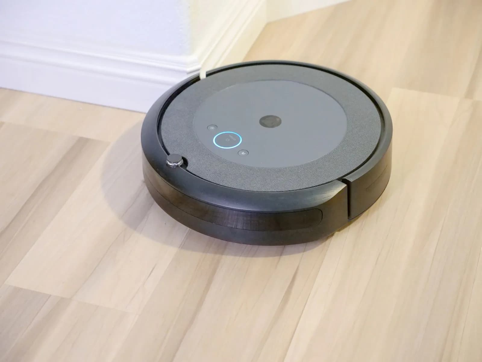 NEURA Robotics Acquires Adlatus to Bring Physical AI to Cleaning Robots