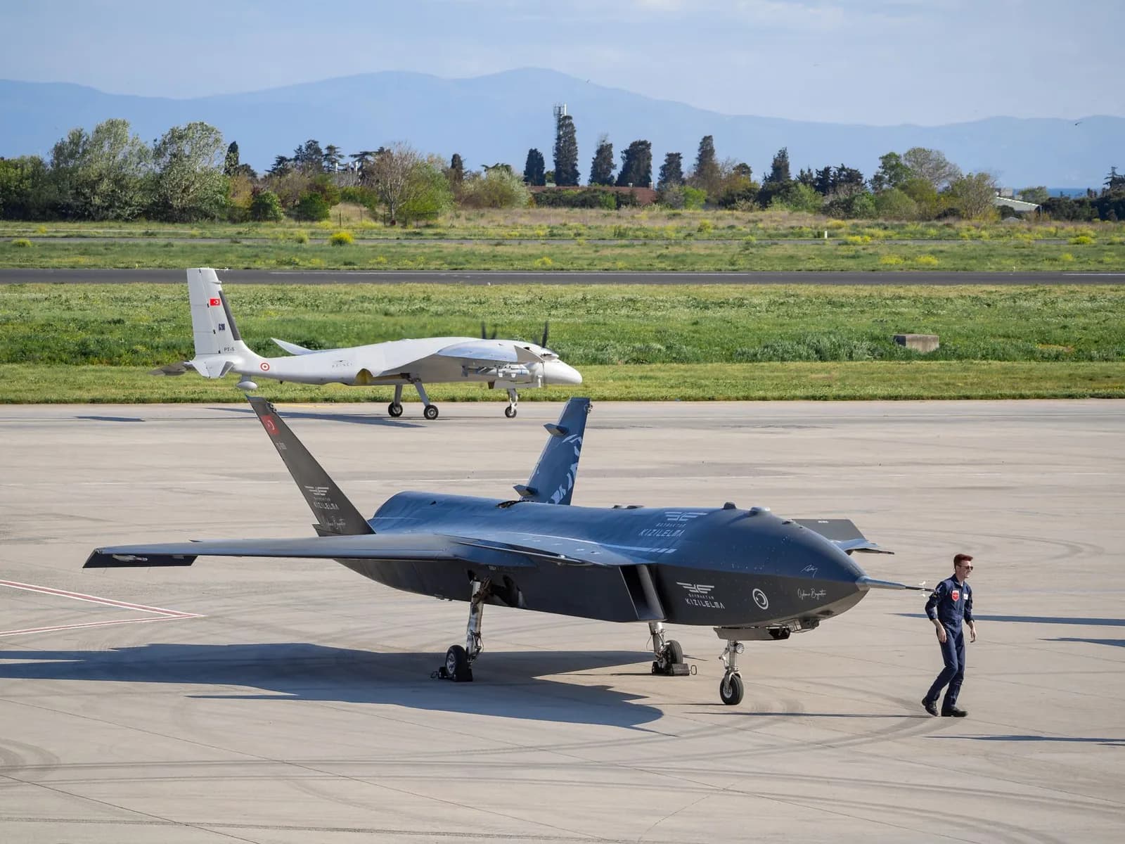 German Drone Maker Quantum Systems Raises $1.2bn, Weighs Humanoid Push