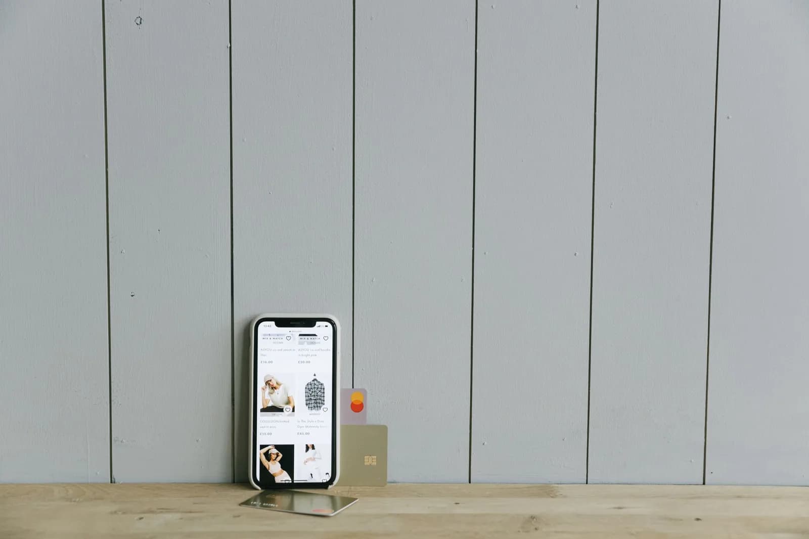 Starling Bank to Cut 130 Jobs as It Accelerates AI Push